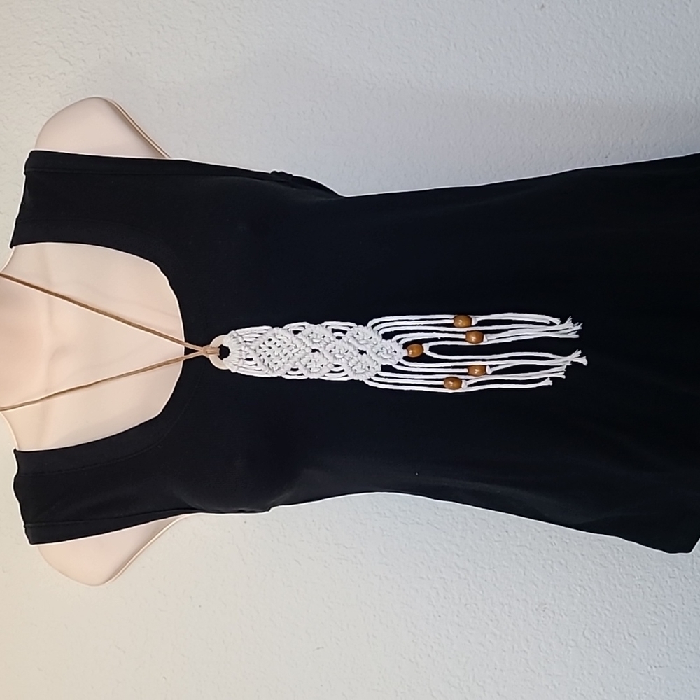 HANDMADE macrame necklace